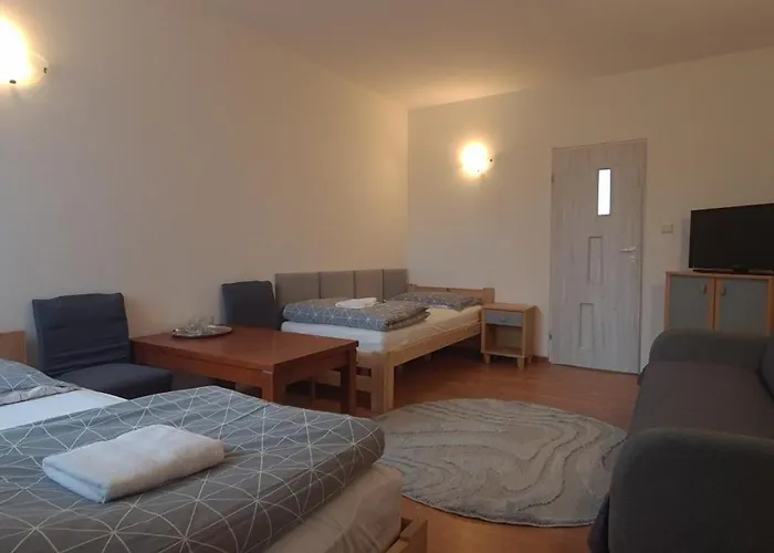 Apartment W Otoczeniu Natury - Bezplatny Parking